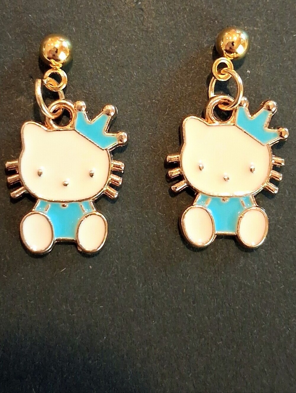 ⭐️HELLO KITTY STUD EARRINGS⭐️ | $10 OR 3 FOR $25